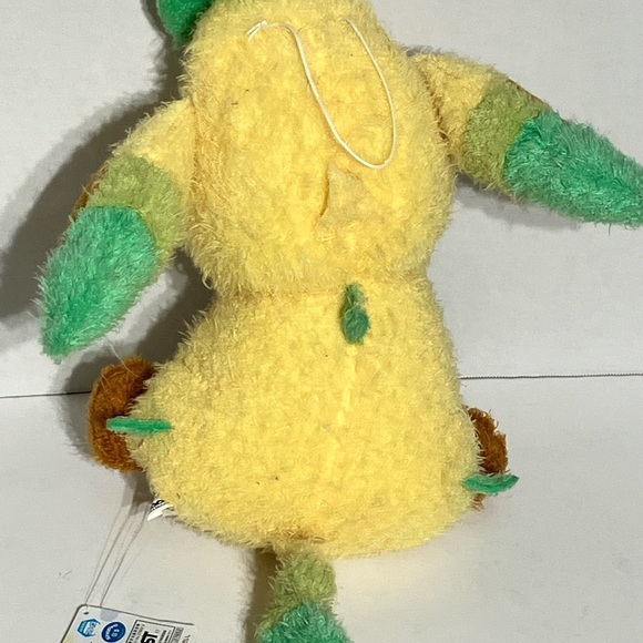 Leafeon MC2502 Pokemon Banpresto 2017 Relaxation Fuzzy Plush 12" NWT Japan - Picture 2 of 3